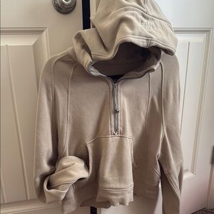 Lululemon Athletica scuba